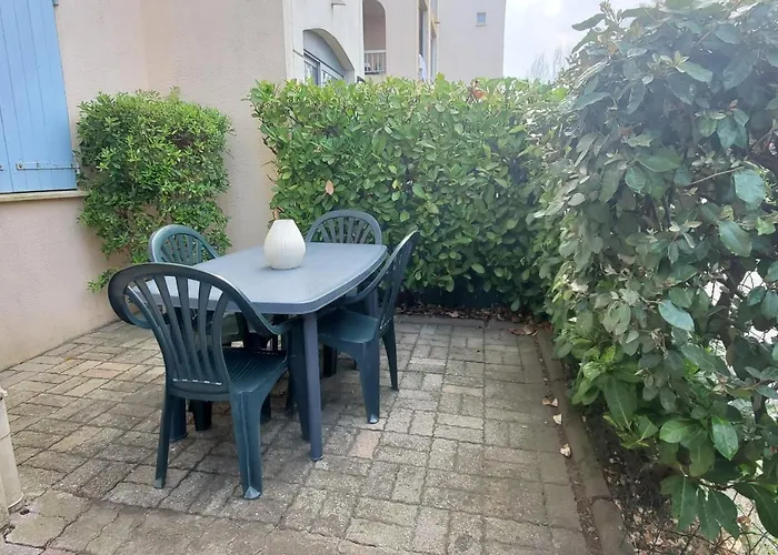 Centrally Located Apartment With Swimming Pool